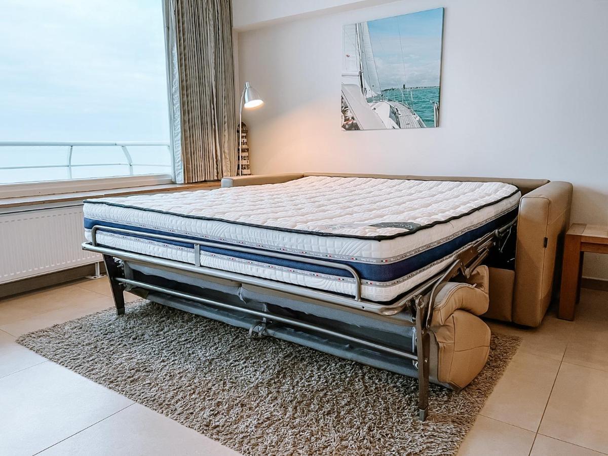 Cosy Studio With Sea View In Oostende Ngoại thất bức ảnh