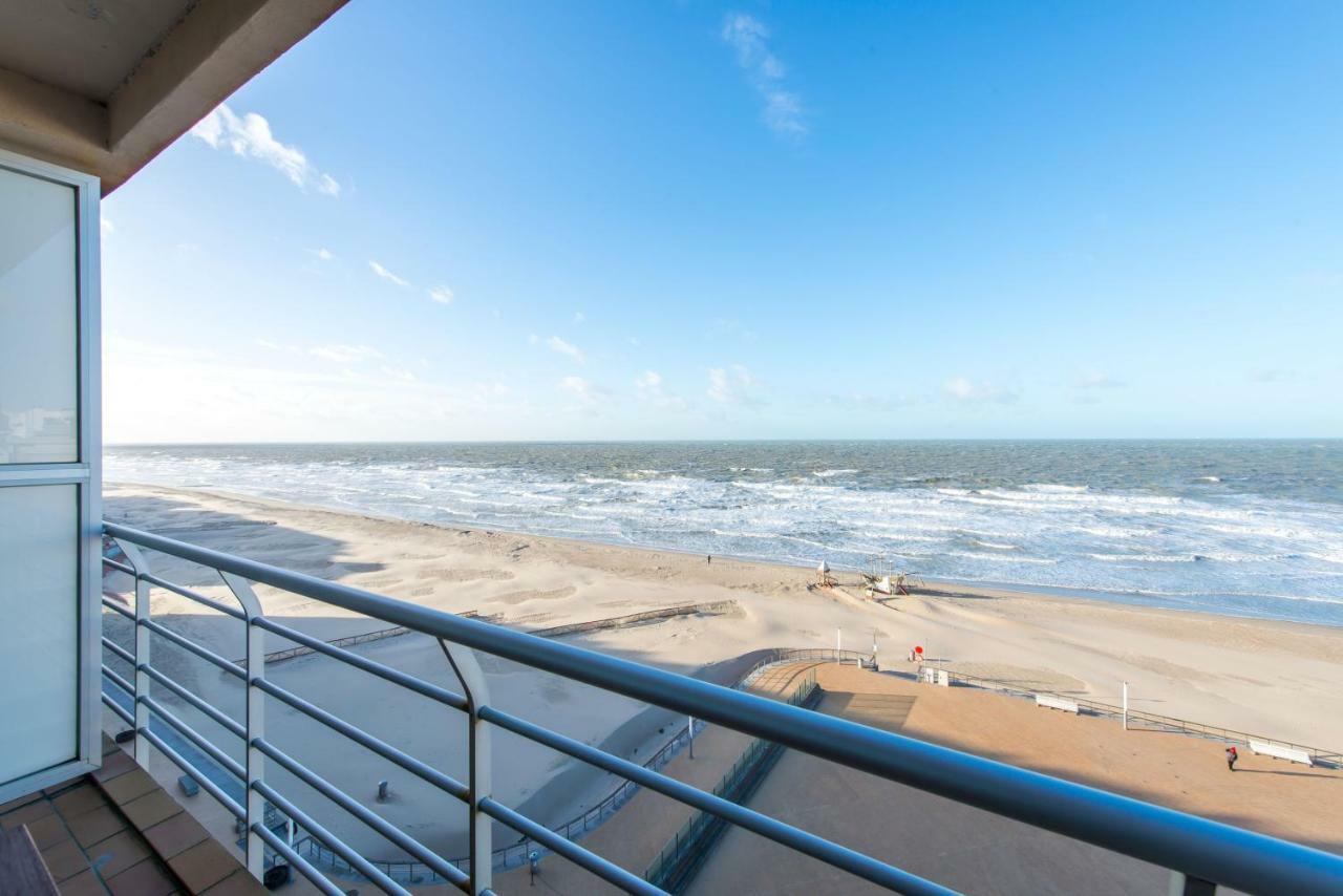 Cosy Studio With Sea View In Oostende Ngoại thất bức ảnh