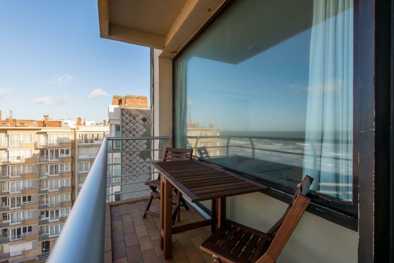 Cosy Studio With Sea View In Oostende Ngoại thất bức ảnh
